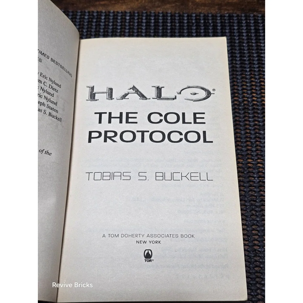 The Unbranded Brand halothe cole